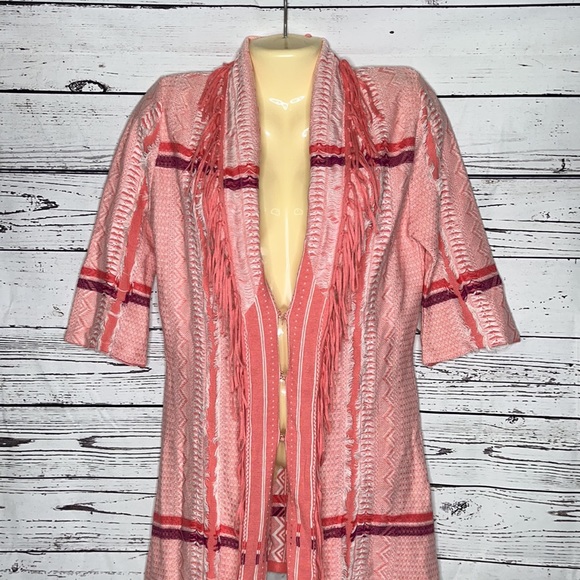 C. Luce NWT Size M Pink Aztec Print Short Sleeve Fringe Trim Sweater Cardigan - Picture 2 of 6